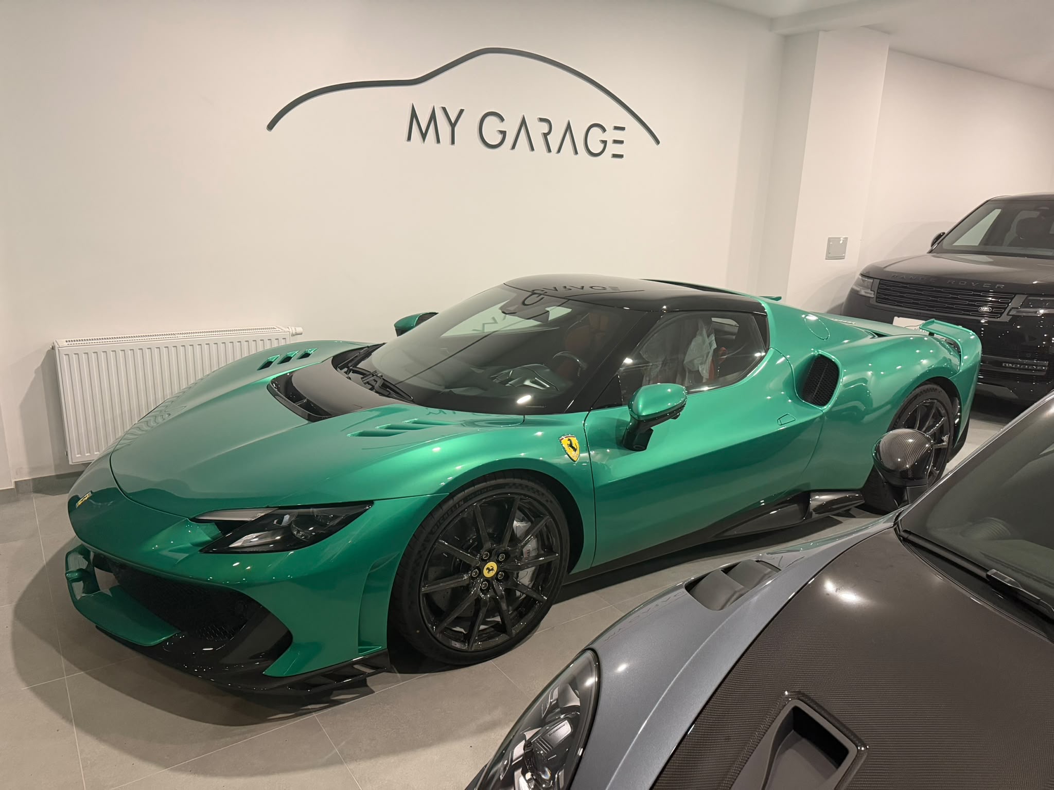 Ferrari im MY GARAGE Showroom